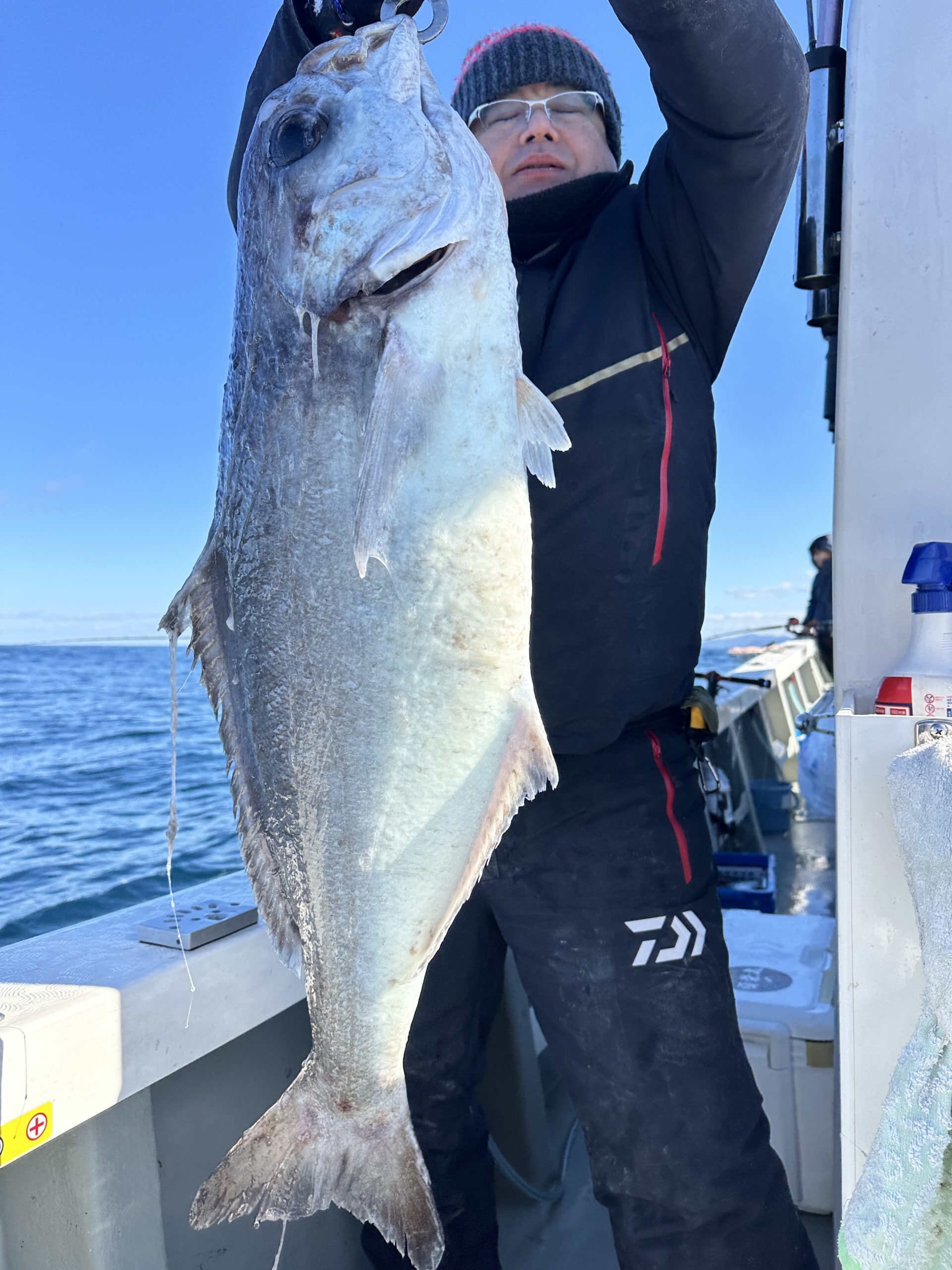 メダイ９７ｃｍ＆食べ頃マダイ