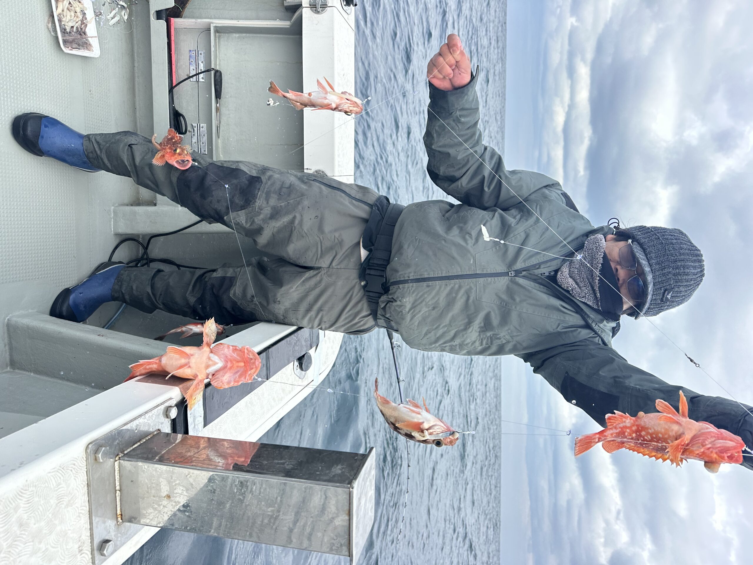 潮速く 兵庫県美方郡柴山港の釣り船 順栄丸 乗合船 仕立船